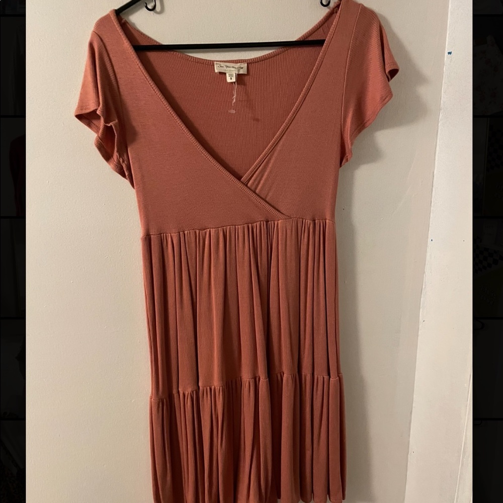 pink dress